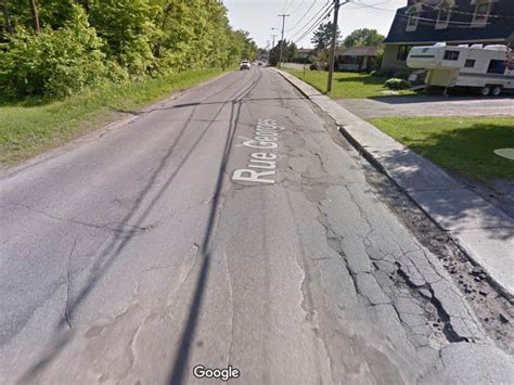 Half of Quebec roads are in poor shape, auditor general finds
